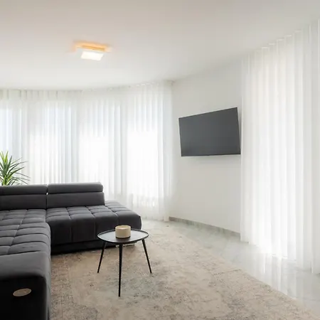 Sea View By Nono Ban Apartman *