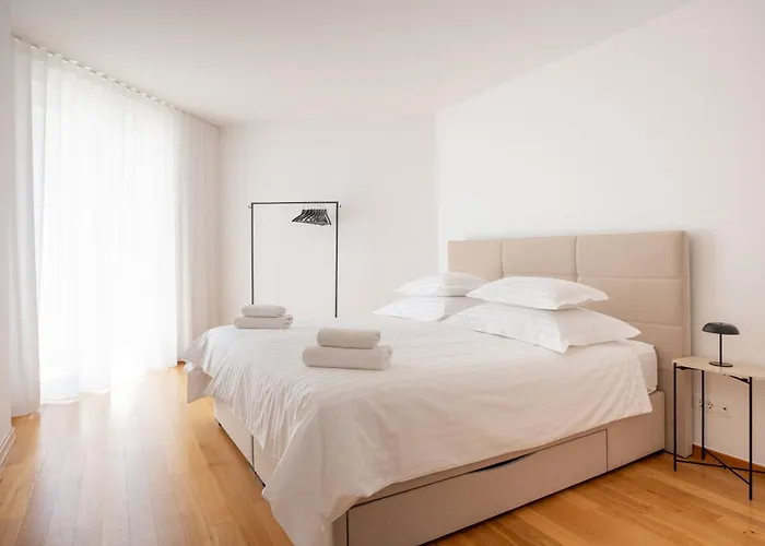 Sea View By Nono Ban