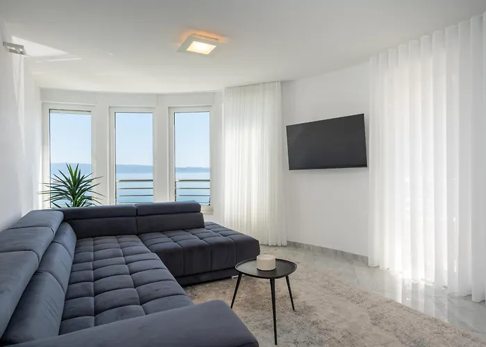 Sea View By Nono Ban *